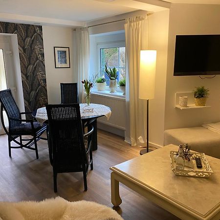 Ferienwohnung Lea バート・カールスハーフェン エクステリア 写真